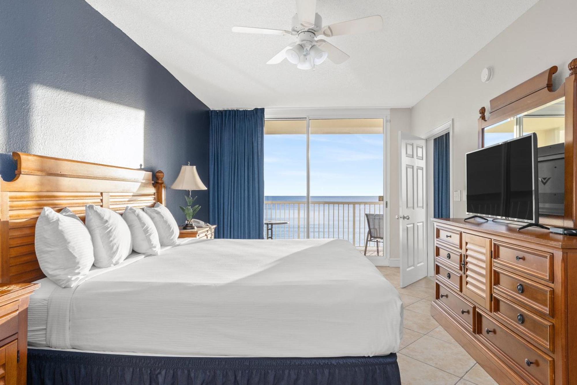 Official Majestic Beach Resort - Over 60 Units - All Ocean Front, Panama City Beach, Fl Номер фото